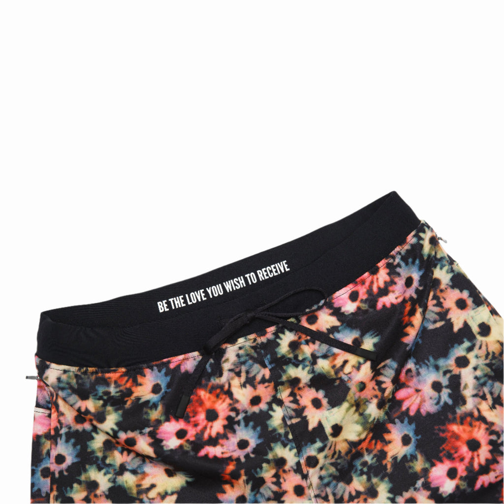 YOGA CROW MENS FLOW SHORTS - Black Floral