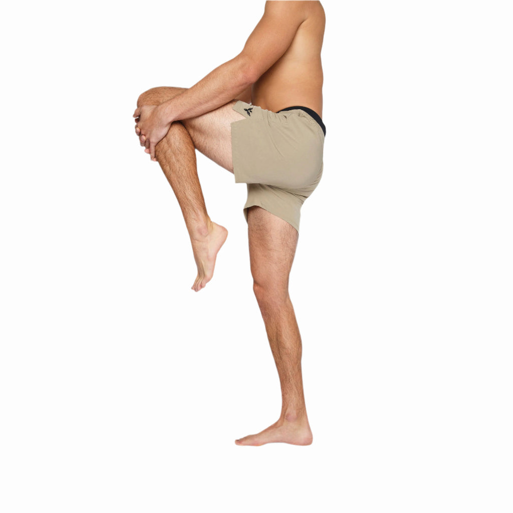 YOGA CROW MENS FLOW SHORTS - Khaki